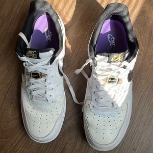Nike Air Force 1